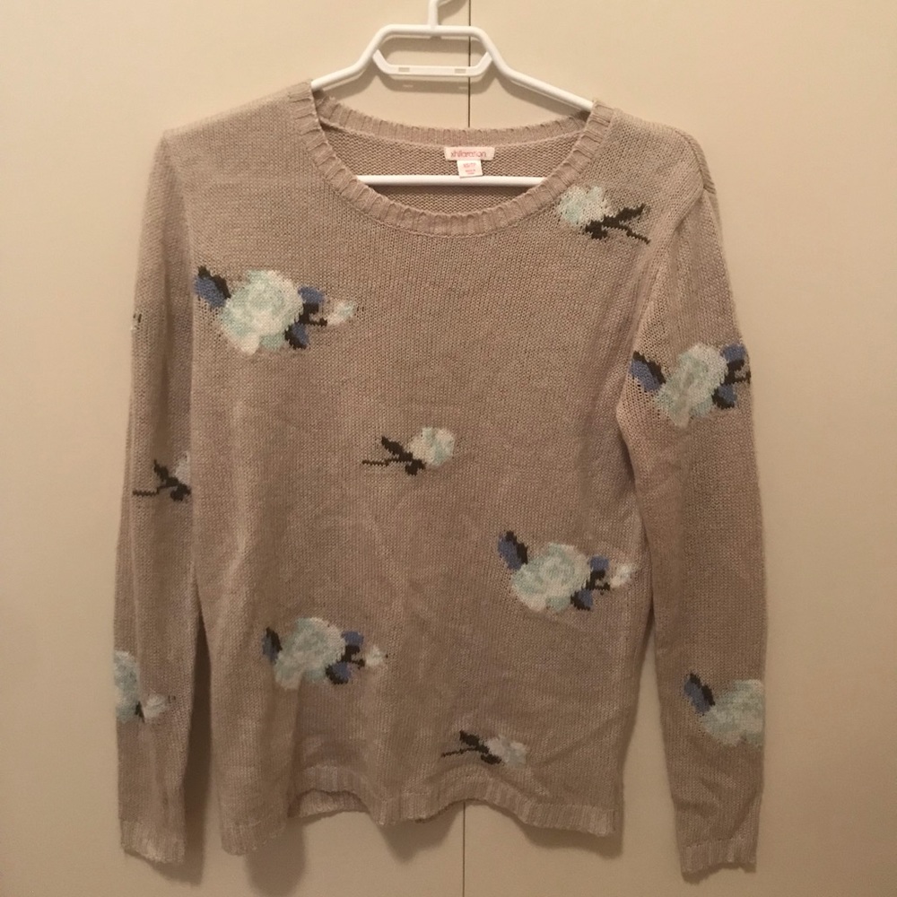 ⭐️4/$20⭐️Beige Floral Sweater size XS